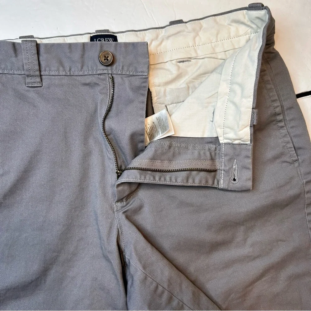 J.Crew Re-Imagine Men’s Short Gray Pants W31 X 9”Inseam